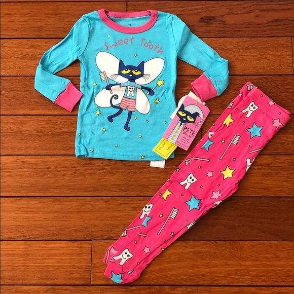 Pete the Cat Other - 2pc Pete the Cat Toddler Girls Sleepwear - 2T